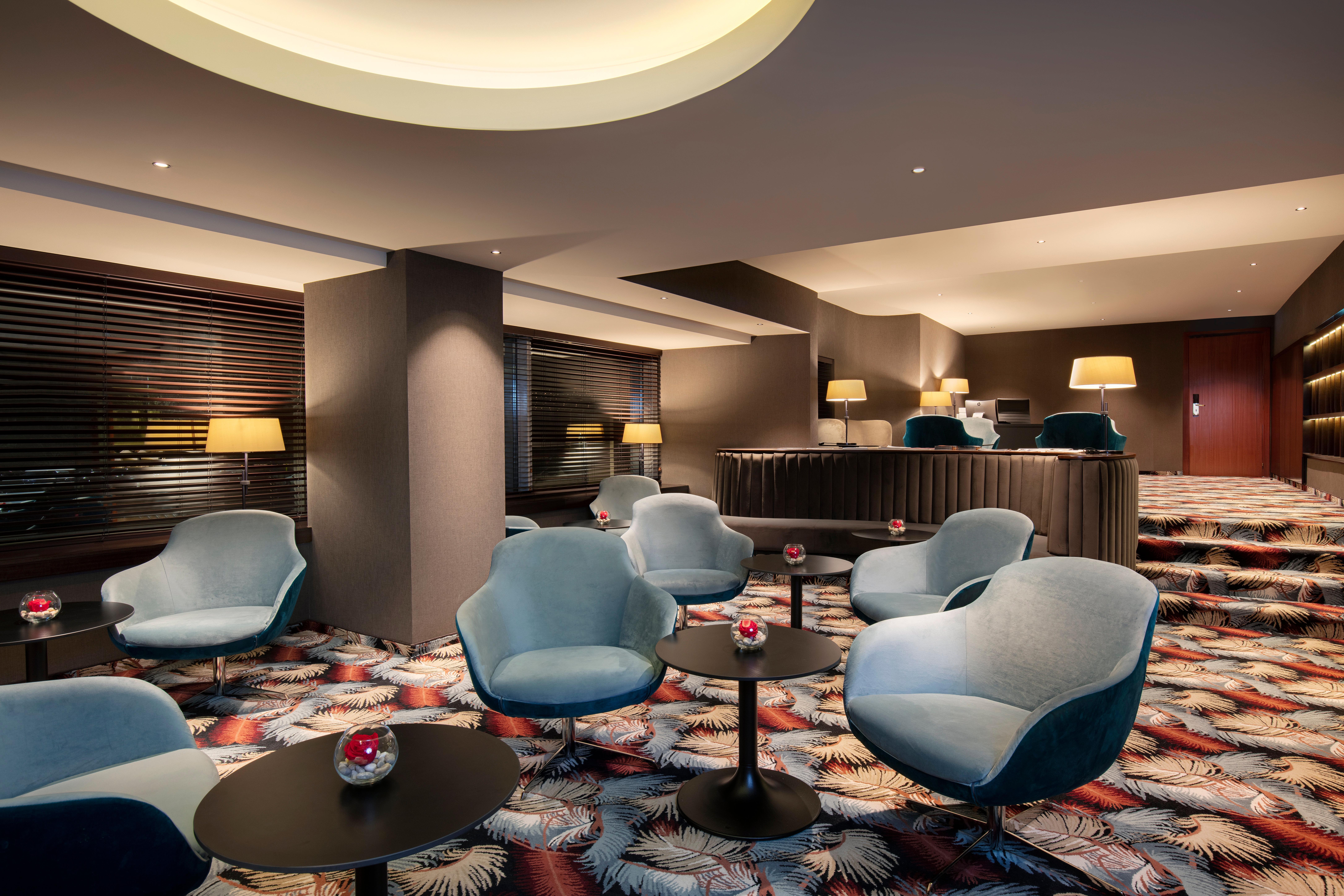 คราวน์ พลาซา บูคาเรสต์ Hotel ภายนอก รูปภาพ